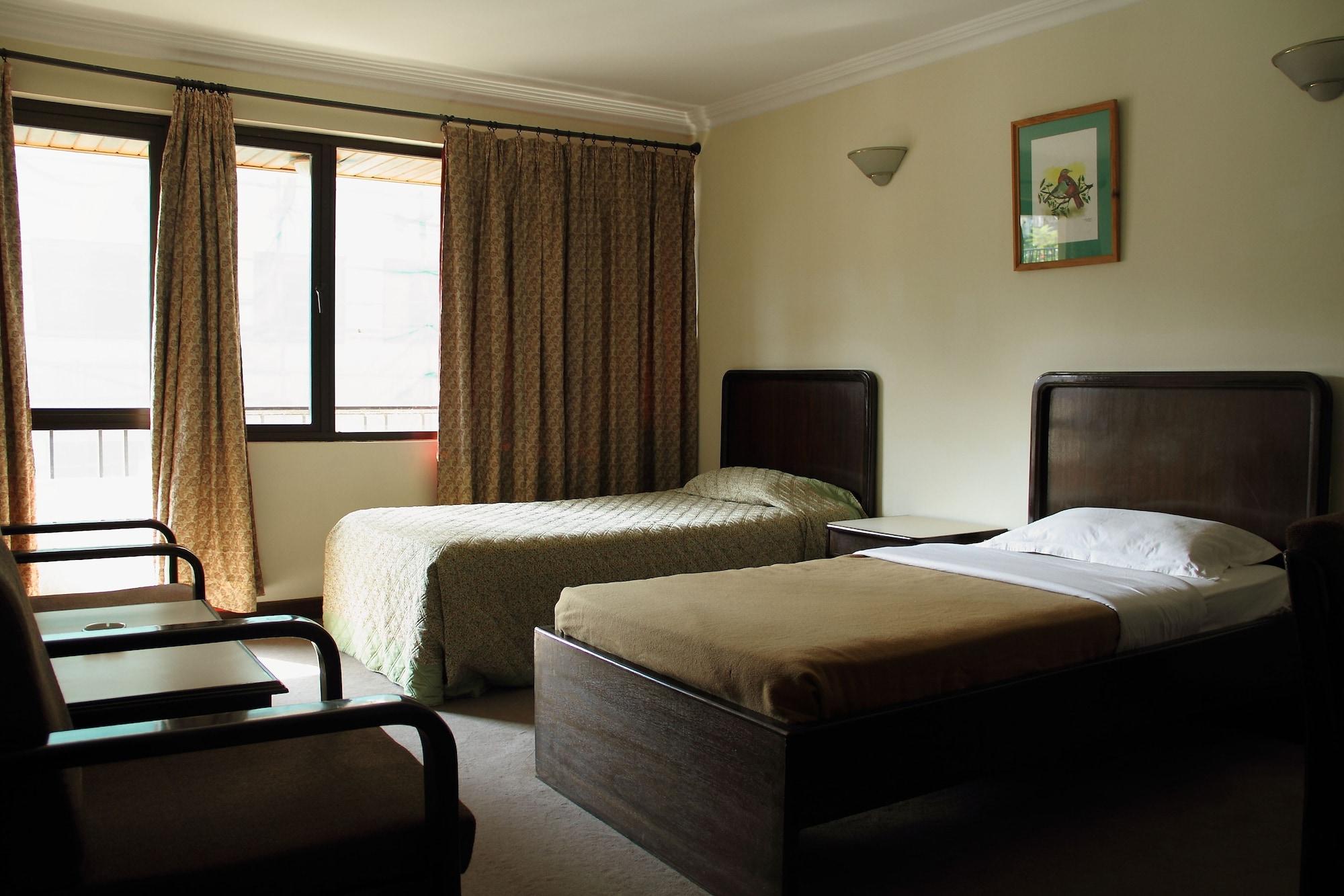 Hotel Holy Himalaya Катманду Экстерьер фото