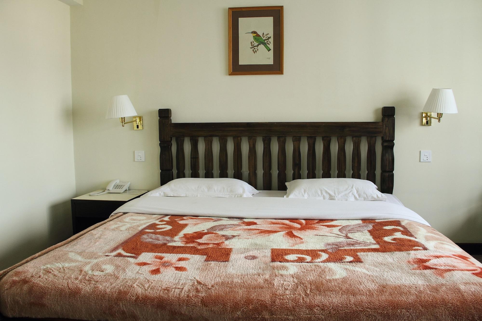 Hotel Holy Himalaya Катманду Экстерьер фото