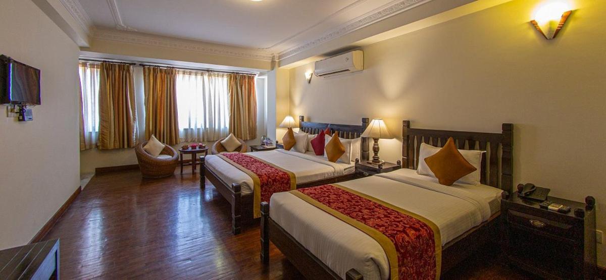 Hotel Holy Himalaya Катманду Экстерьер фото